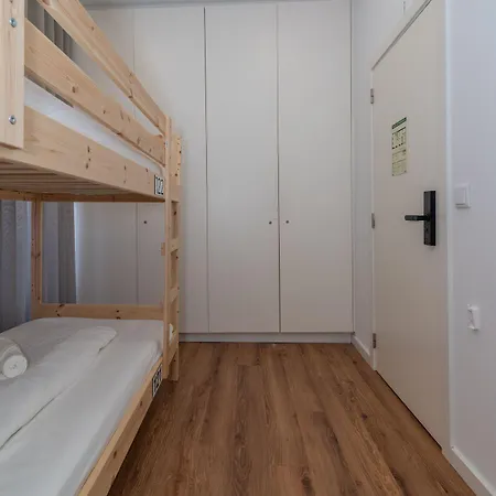 Dude Hostel *